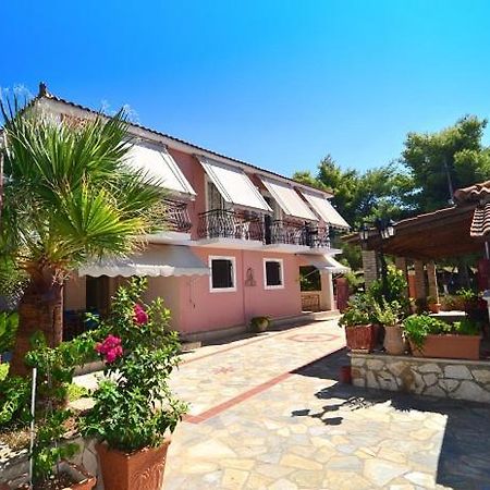 VasilikíArtemis Vassilikos公寓式酒店 外观 照片